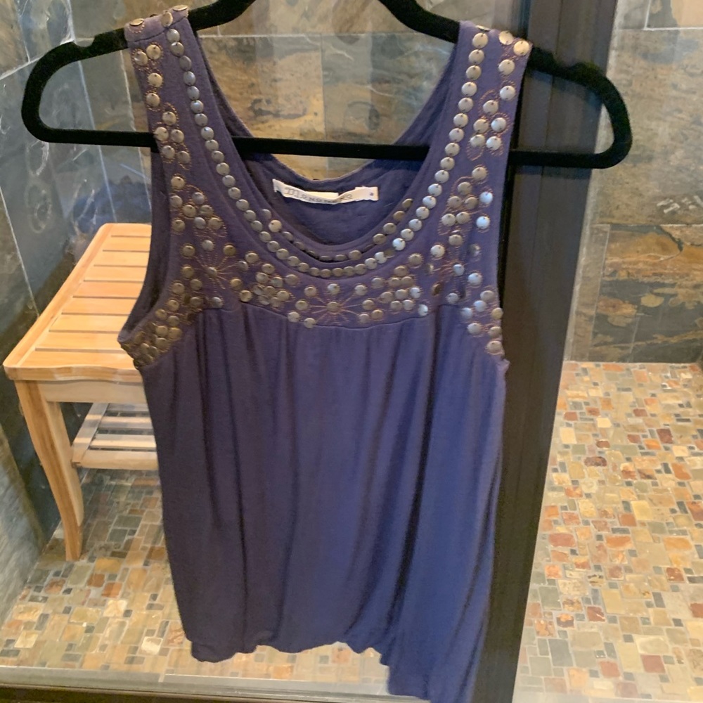 Maternity Gray sleeveless blouse